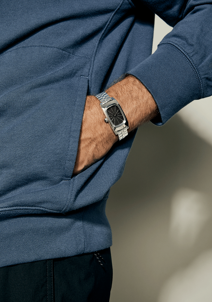 Frankie - Mid Century / Silver / Black View 9